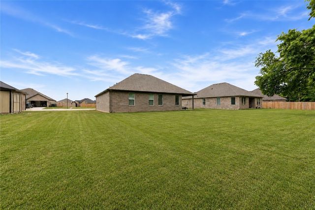 252 Yona Lane, Farmington, AR 72730