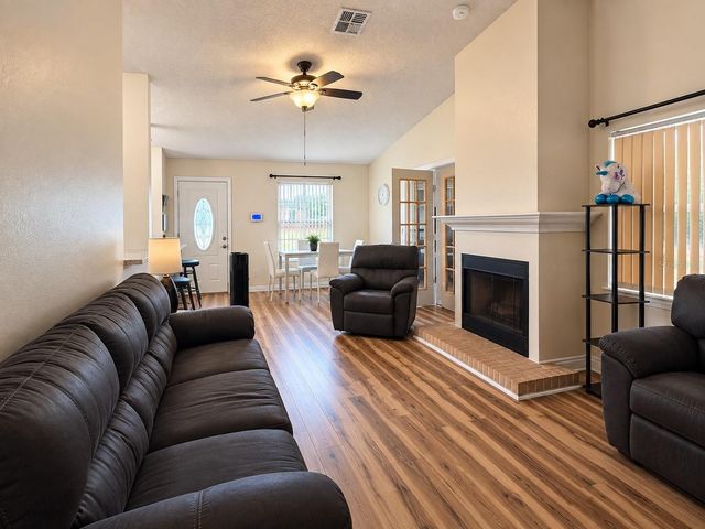 25 SPRING LOOP CIRCLE, Ocala, FL 34472