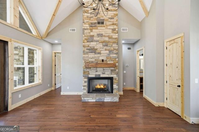 677 Catawba Circle, Ellijay, GA 30540