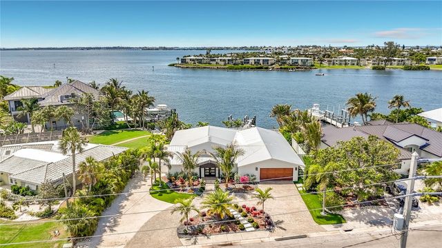 605 KEY ROYALE DRIVE, Holmes Beach, FL 34217