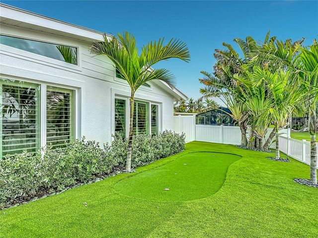 605 KEY ROYALE DRIVE, Holmes Beach, FL 34217