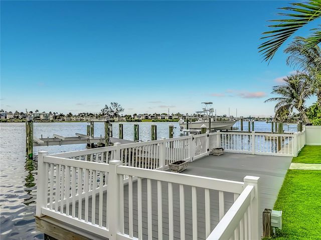 605 KEY ROYALE DRIVE, Holmes Beach, FL 34217
