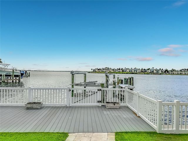 605 KEY ROYALE DRIVE, Holmes Beach, FL 34217