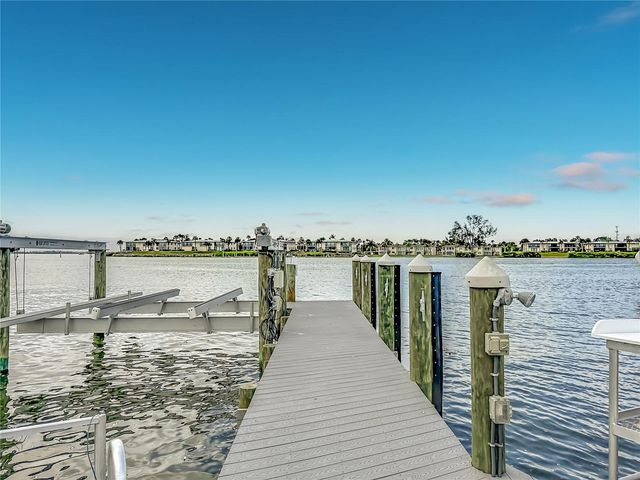 605 KEY ROYALE DRIVE, Holmes Beach, FL 34217