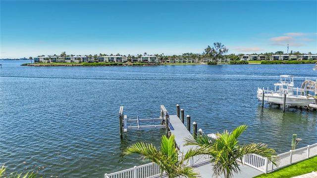 605 KEY ROYALE DRIVE, Holmes Beach, FL 34217