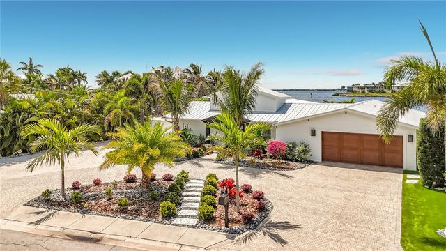 605 KEY ROYALE DRIVE, Holmes Beach, FL 34217