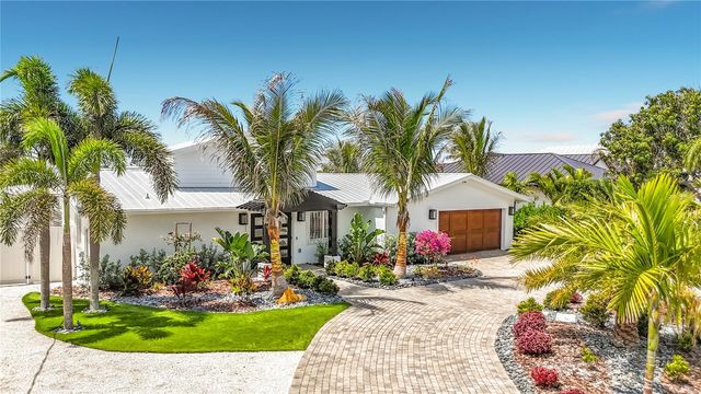 605 KEY ROYALE DRIVE, Holmes Beach, FL 34217