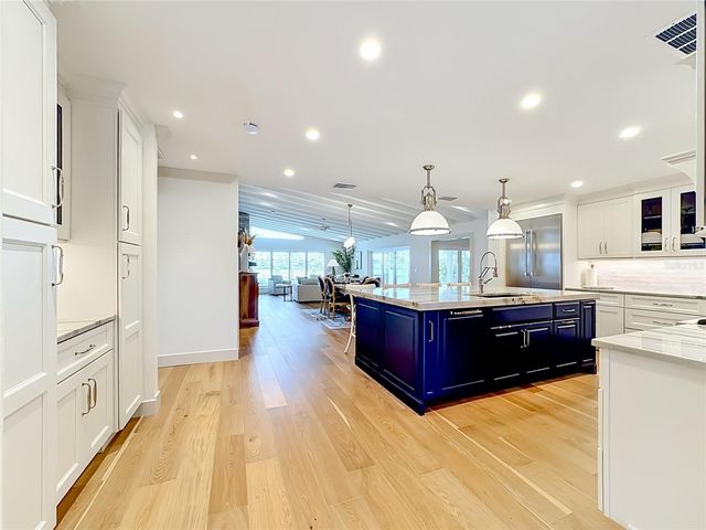 605 KEY ROYALE DRIVE, Holmes Beach, FL 34217