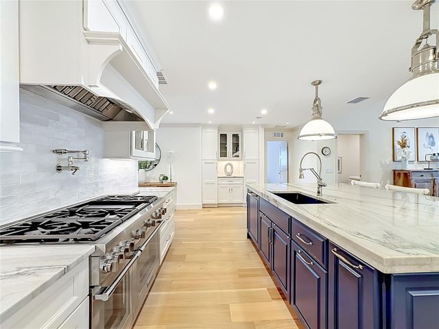 605 KEY ROYALE DRIVE, Holmes Beach, FL 34217