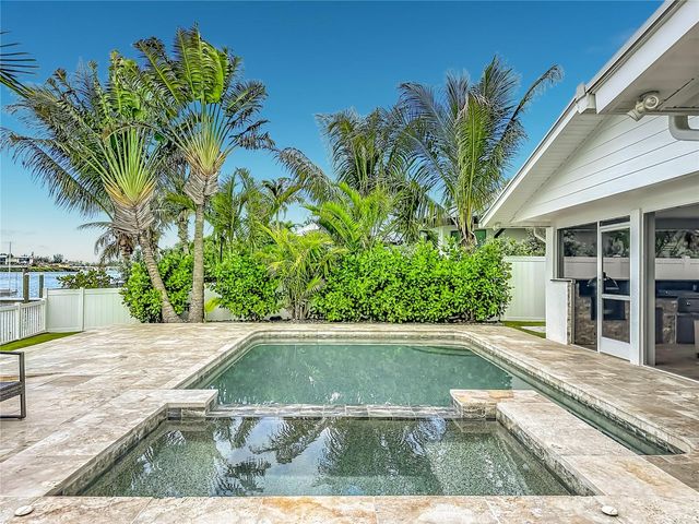 605 KEY ROYALE DRIVE, Holmes Beach, FL 34217