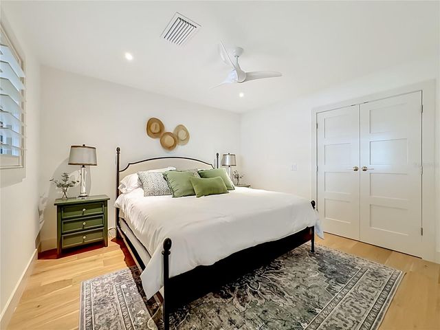 605 KEY ROYALE DRIVE, Holmes Beach, FL 34217