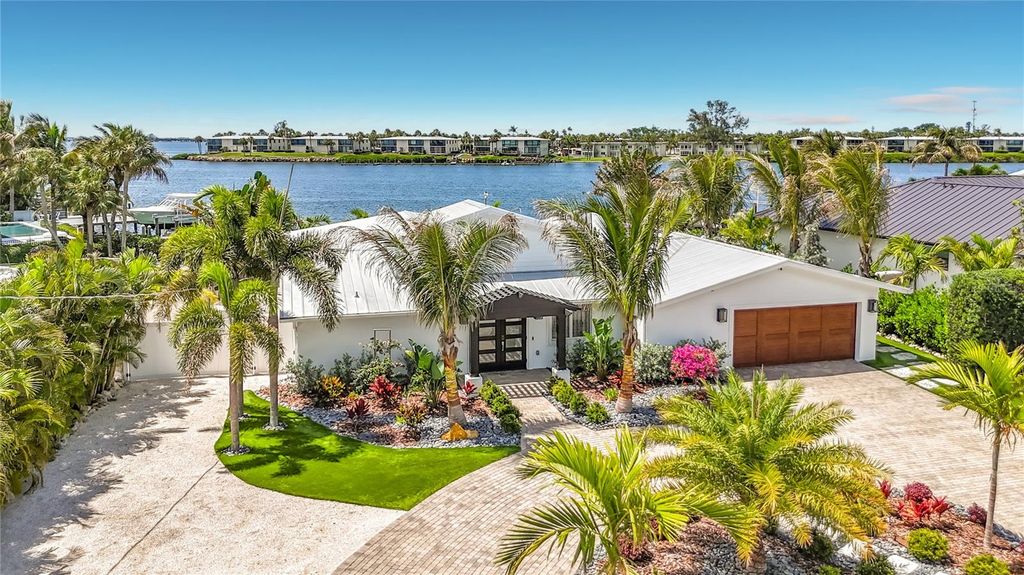 605 KEY ROYALE DRIVE, Holmes Beach, FL 34217
