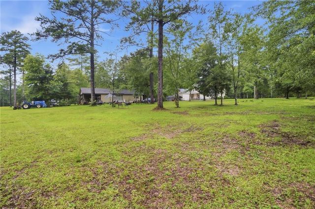 10945 Coleman Dairy Road, Wilmer, AL 36587