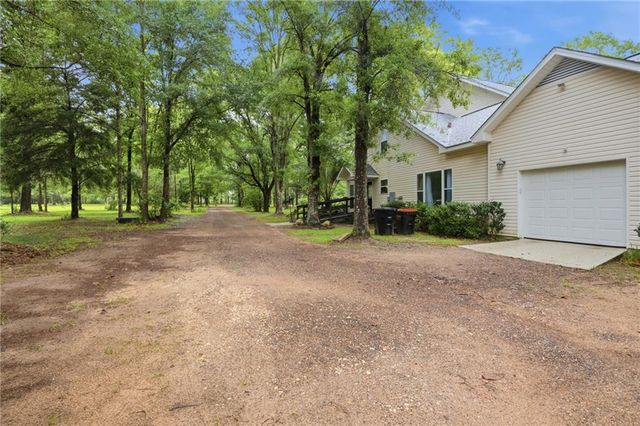 10945 Coleman Dairy Road, Wilmer, AL 36587