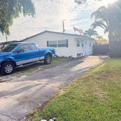2221 N 61st Ave -, Hollywood, FL 33024