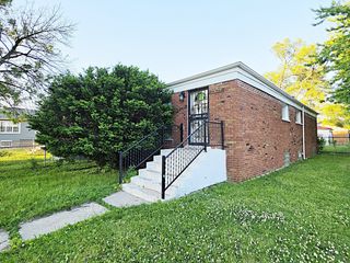 11425 S Elizabeth Street, Chicago, IL 60643