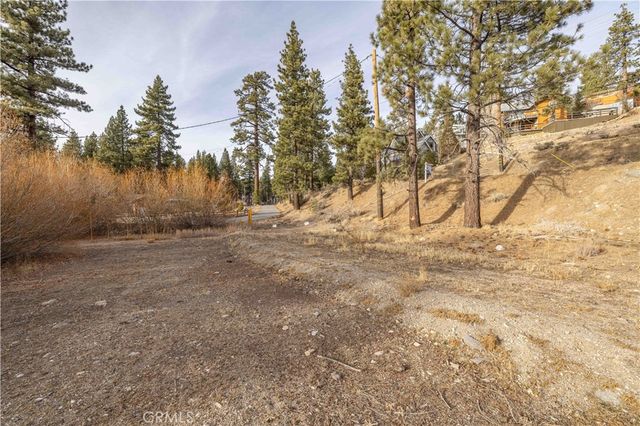 39271 Seminole Drive, Fawnskin, CA 92333