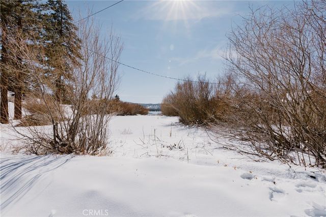 39271 Seminole Drive, Fawnskin, CA 92333