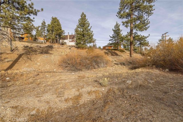 39271 Seminole Drive, Fawnskin, CA 92333