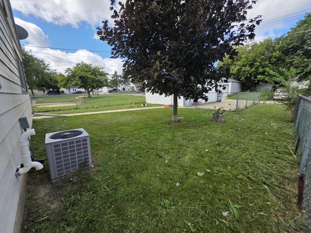 2967 S 50th STREET, Milwaukee, WI 53219