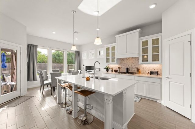 1939 Shallow Canyon Ln, Katy, TX 77494