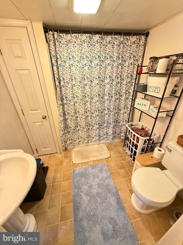 192 CARROLL AVE, Keyser, WV 26726