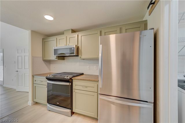 9975 Peace Way 2099, Las Vegas, NV 89147