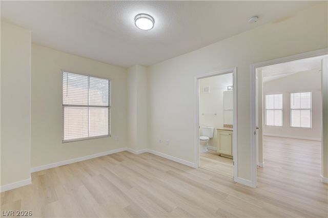 9975 Peace Way 2099, Las Vegas, NV 89147
