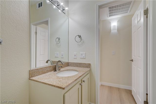 9975 Peace Way 2099, Las Vegas, NV 89147