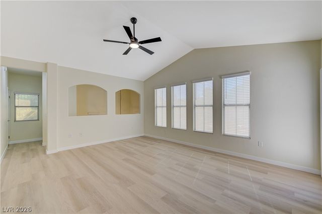 9975 Peace Way 2099, Las Vegas, NV 89147