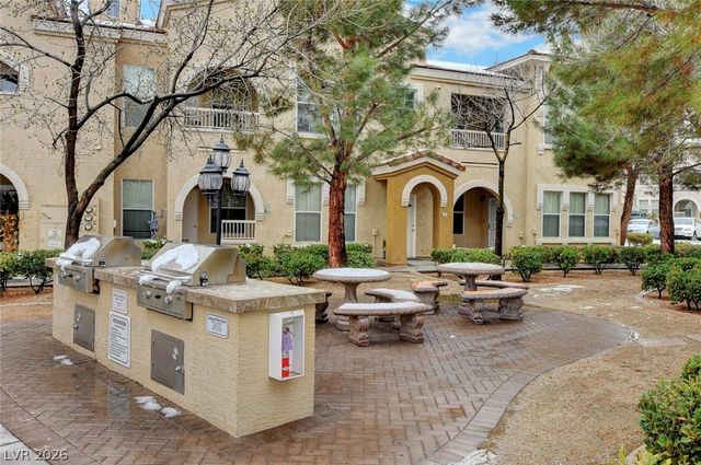 9975 Peace Way 2099, Las Vegas, NV 89147