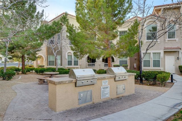 9975 Peace Way 2099, Las Vegas, NV 89147