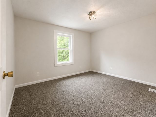 2707 Hampden Court, Rockford, IL 61107