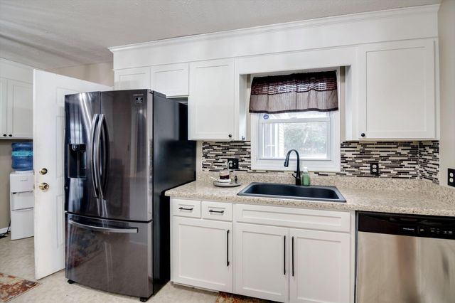 368 Pine Log Road, Beech Island, SC 29842