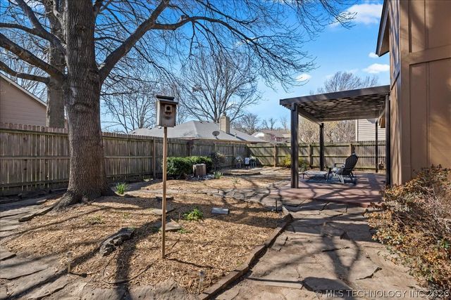 6106 E 93rd Street, Tulsa, OK 74137