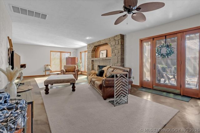 6106 E 93rd Street, Tulsa, OK 74137