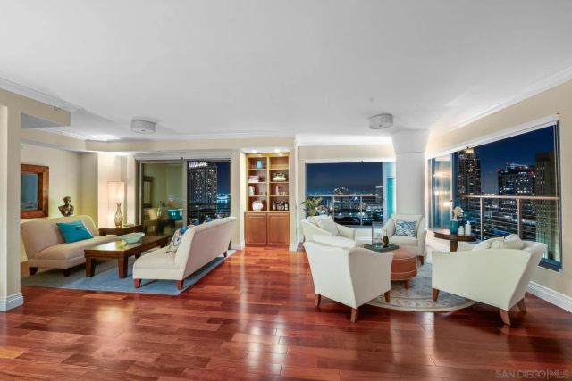 645 Front St 2002, San Diego, CA 92101