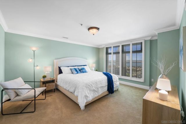 645 Front St 2002, San Diego, CA 92101