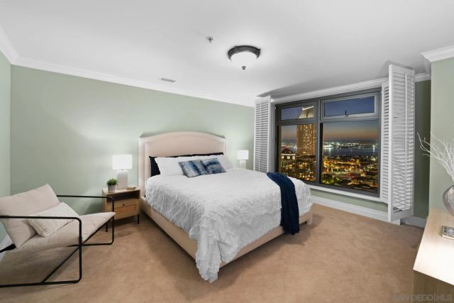 645 Front St 2002, San Diego, CA 92101