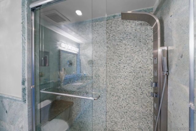 645 Front St 2002, San Diego, CA 92101