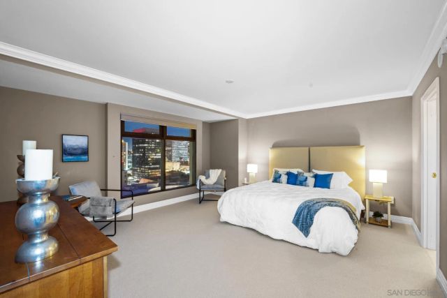 645 Front St 2002, San Diego, CA 92101