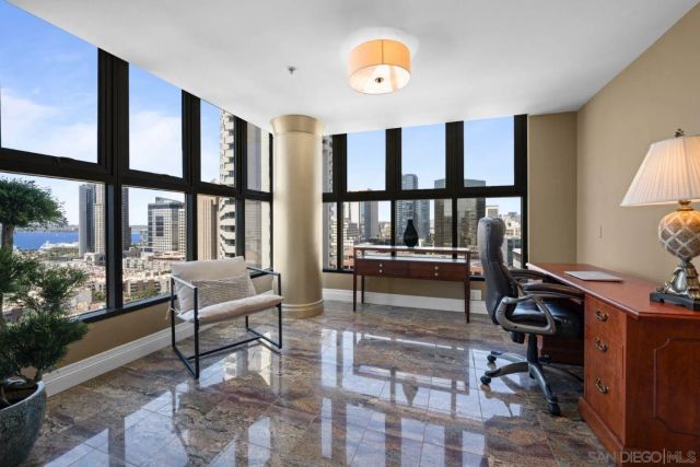 645 Front St 2002, San Diego, CA 92101