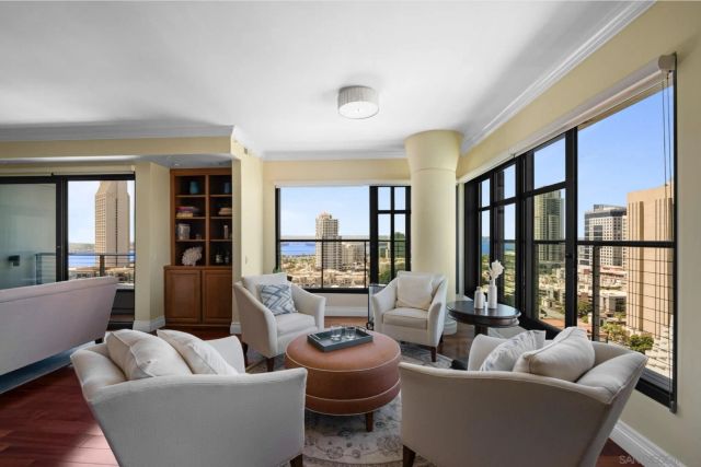 645 Front St 2002, San Diego, CA 92101