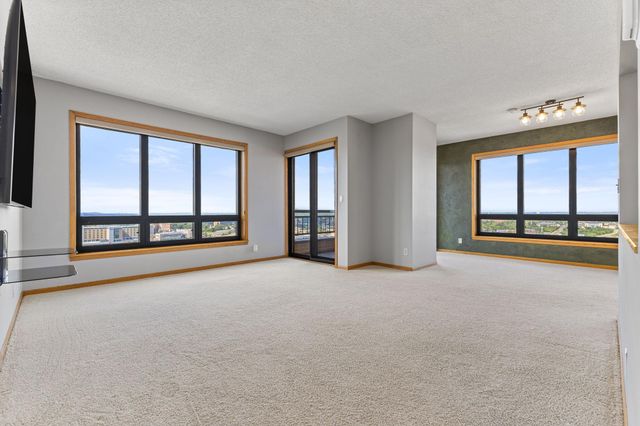 168 6th Street E 2905, Saint Paul, MN 55101