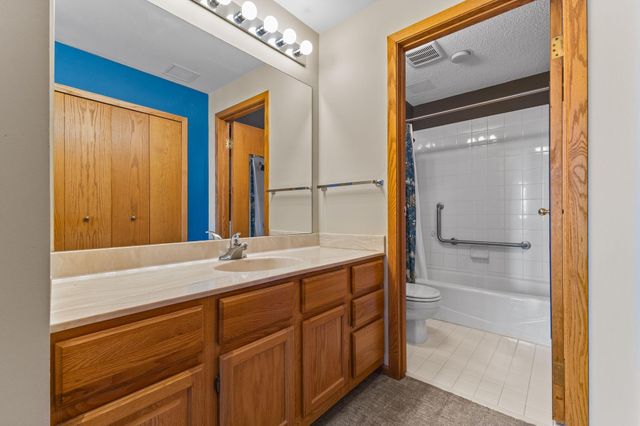 168 6th Street E 2905, Saint Paul, MN 55101