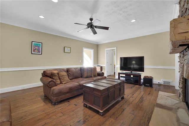 2928 Tall Pines NE Way, Atlanta, GA 30345