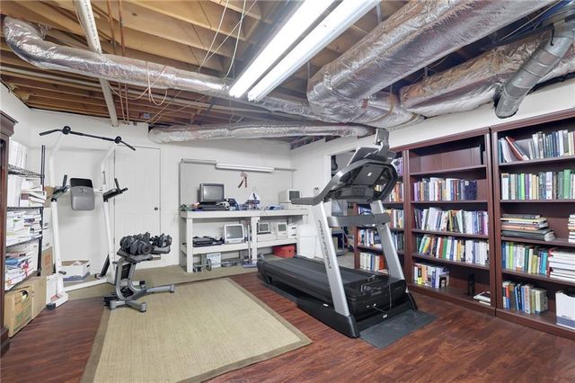 2928 Tall Pines NE Way, Atlanta, GA 30345