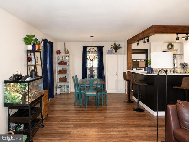 3868 KAHLER RD, White Plains, MD 20695
