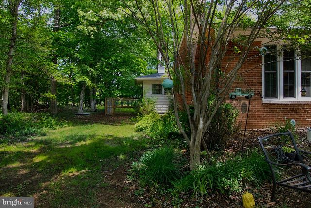 3868 KAHLER RD, White Plains, MD 20695