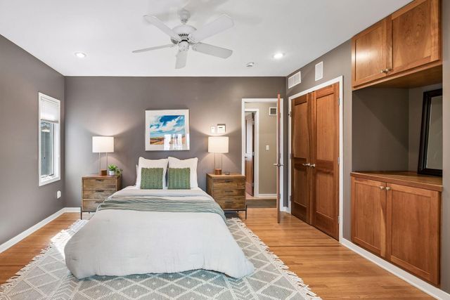 590 Montcalm Place, Saint Paul, MN 55116